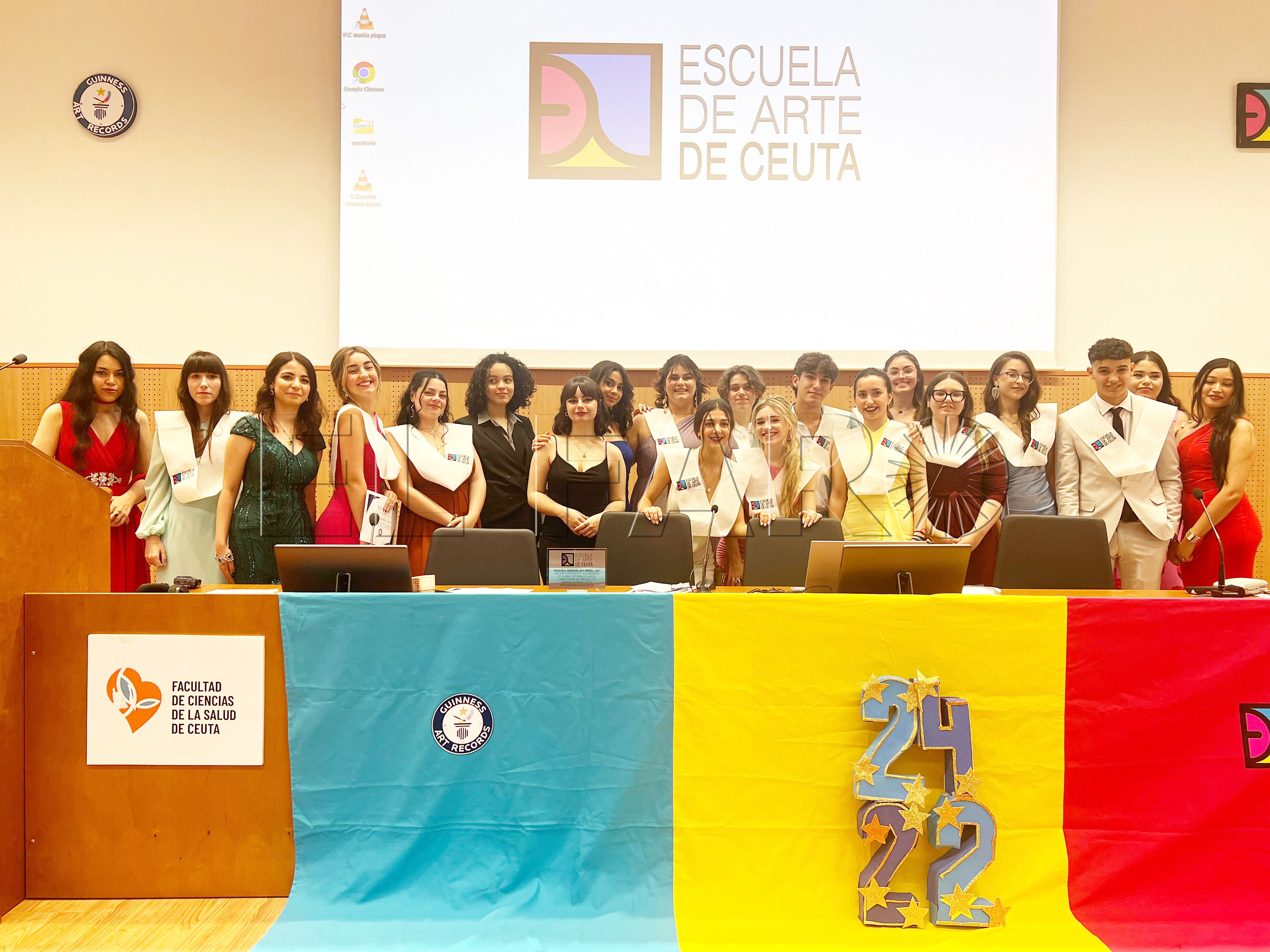 graduacion-alumnos-escuela-arte
