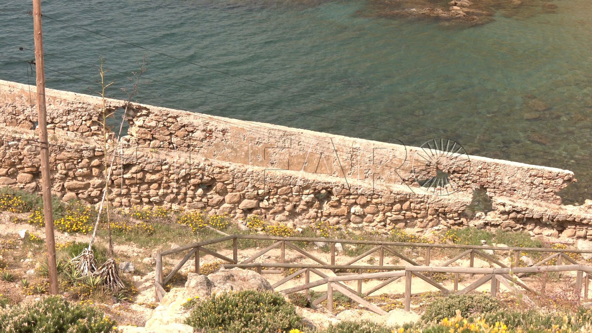 murallas-playa-desnarigado-004