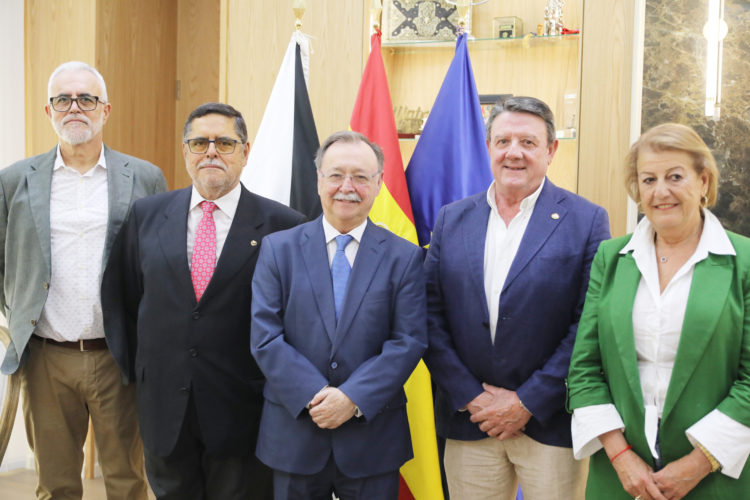 recepcion-vivas-veterinarios-jubilacion-carlos-romero-jose-maria-aguirre-arturo-murcia-2