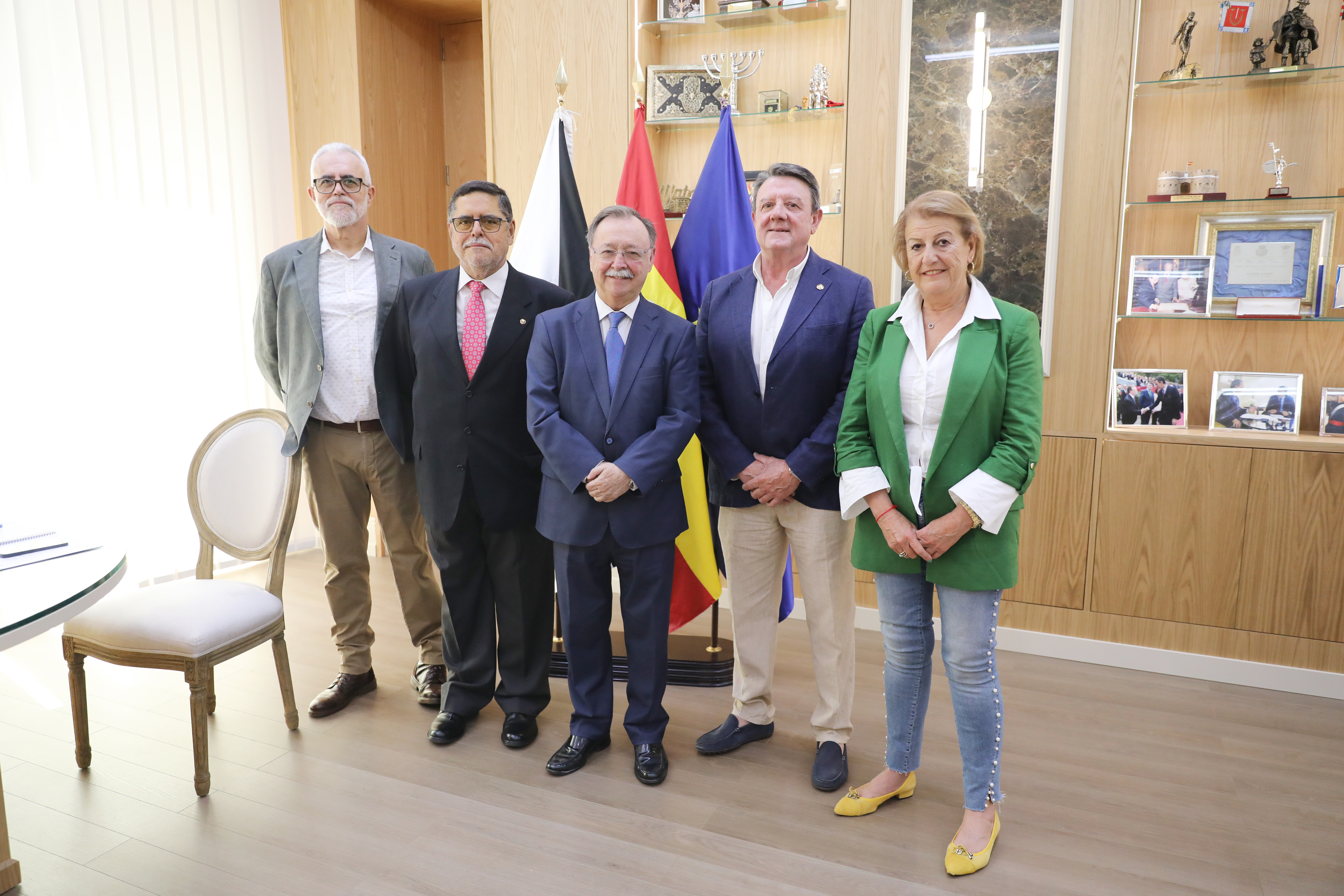 recepcion-vivas-veterinarios-jubilacion-carlos-romero-jose-maria-aguirre-arturo-murcia-3