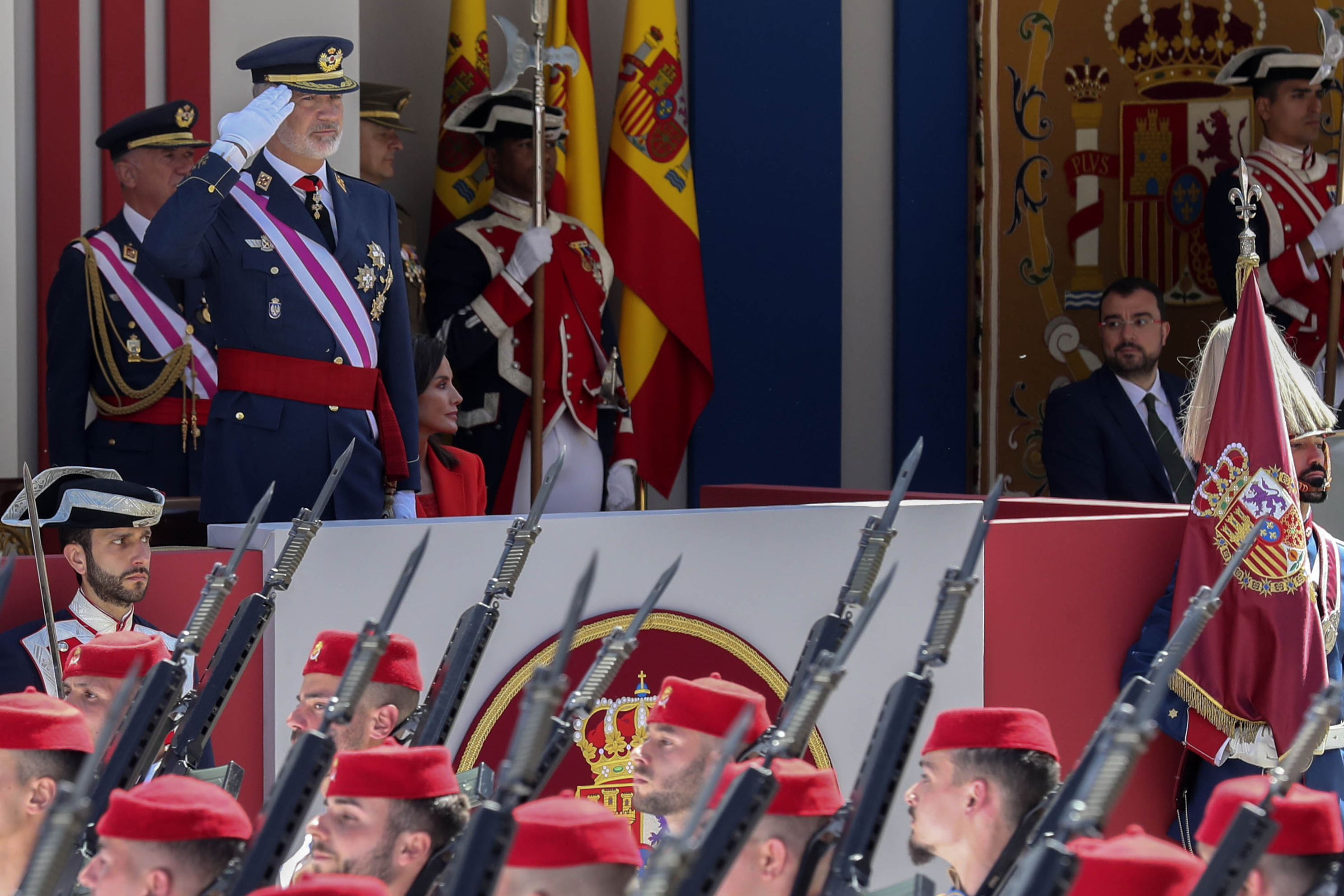 regulares-desfile-dia-fuerzas-armadas-2