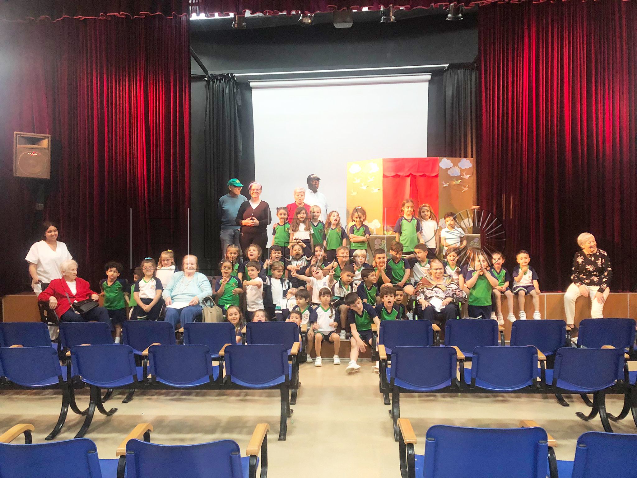 teatro-mayores-cruz-blanca-colegio-san-daniel-7
