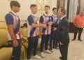 vivas-recibe-jugadores-cd-puerto-campeones-division-honor-juvenil-11