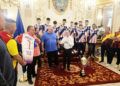 vivas-recibe-jugadores-cd-puerto-campeones-division-honor-juvenil-5