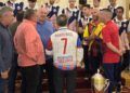 vivas-recibe-jugadores-cd-puerto-campeones-division-honor-juvenil-7