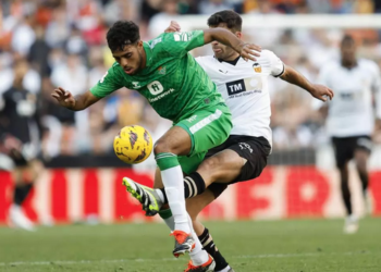chadi-riad-betis-seleccion-marruecos-2