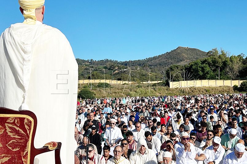 cientos-musulmanes-reunen-rezo-colectivo-eid-adha