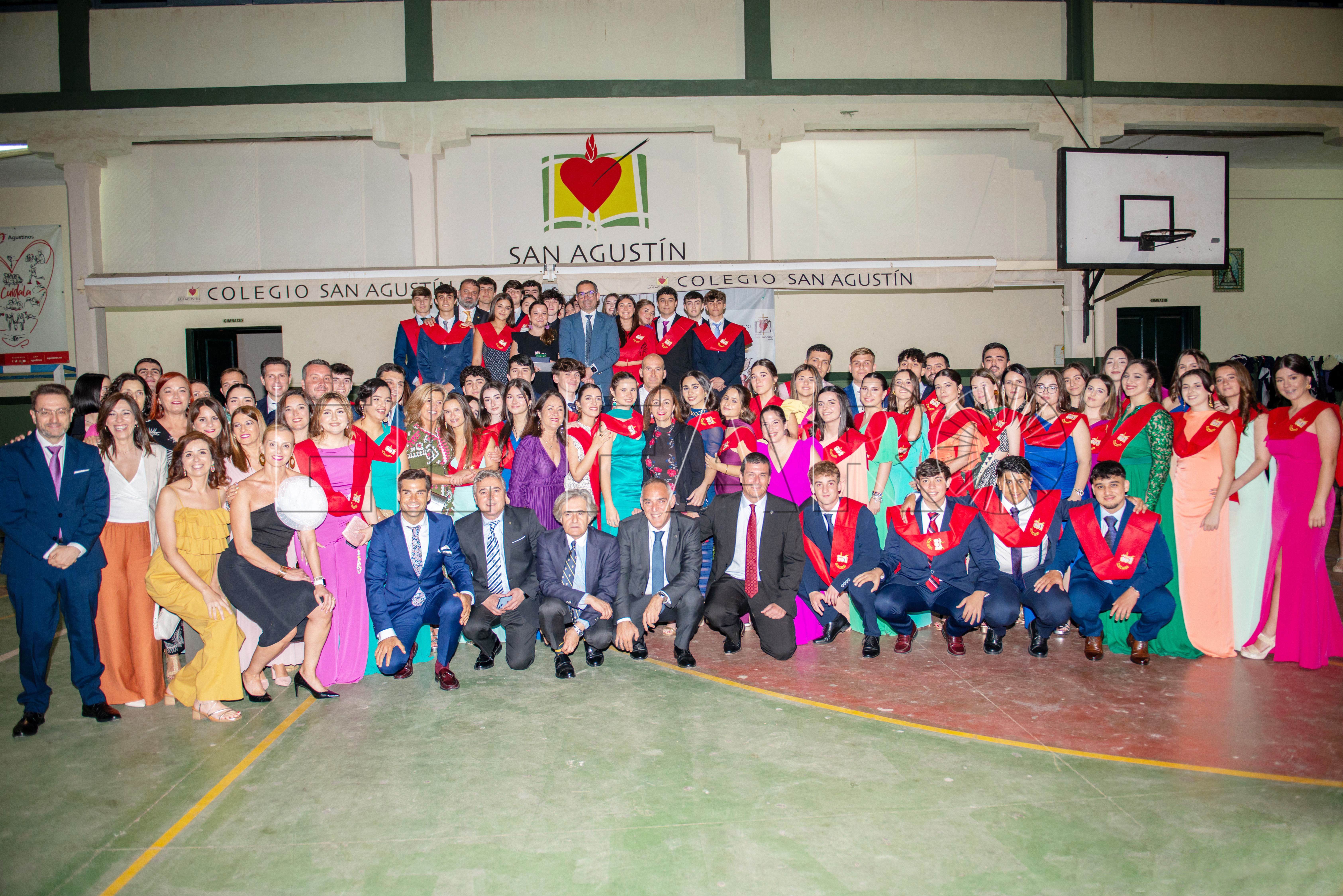graduacion-alumnos-segundo-bachillerato-colegio-san-agustin