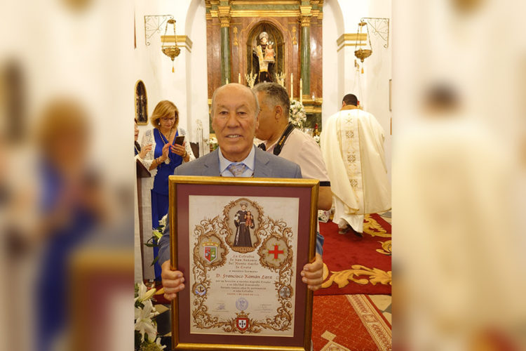 homenaje-francisco-roman-lara-cofradia-san-antonio-