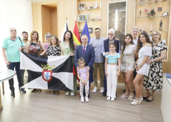 vivas-recibe-lucia-magallon-participante-ruta-quetzal-2024