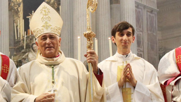 Jesús Francisco Molina Fernández asume como vicario parroquial de Santa María de África.