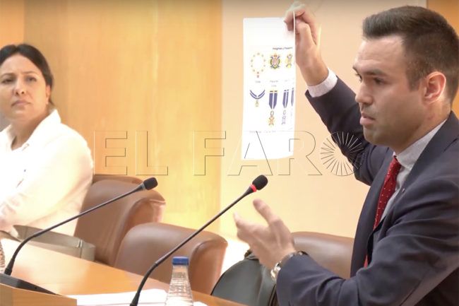 carlos-verdejo-vox-medalla-al-idrissi-pleno-control-julio