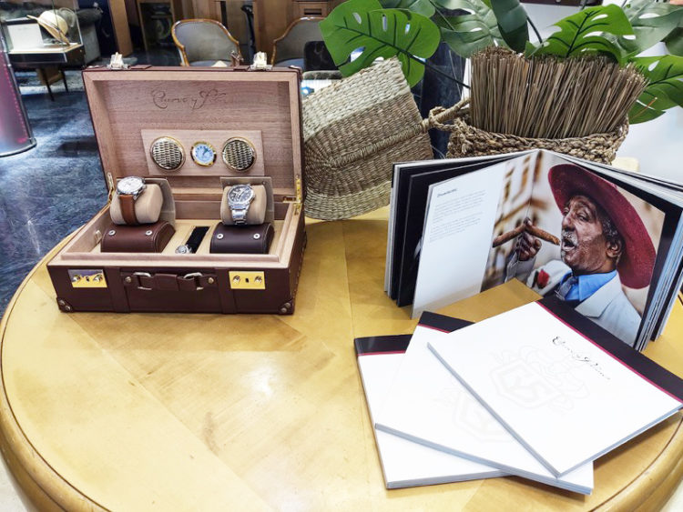 chocron-desvela-nuevo-historiador-hemingway-cuervo-sobrinos-relojes-004