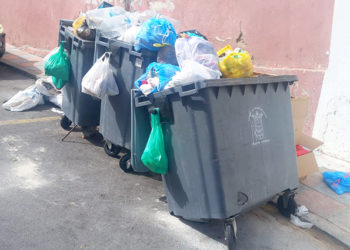 contenedores-rotos-pasaje-recreo-3