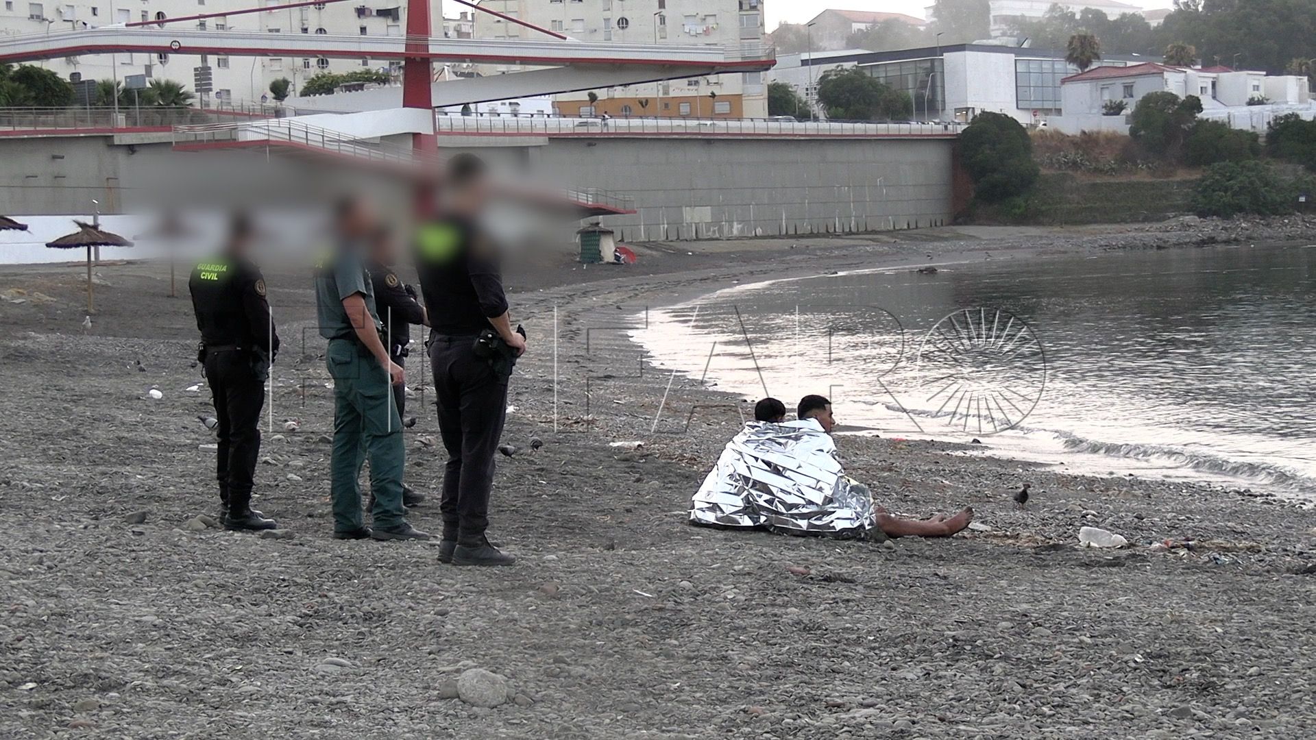 guardia-civil-entrada-inmigrantes-almadraba