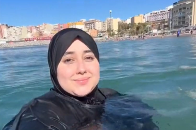 influencer-ceuti-defiende-uso-burkini