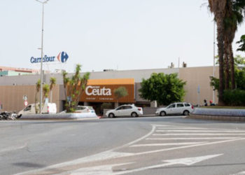 parada-taxi-centro-comercial-parque-ceuta