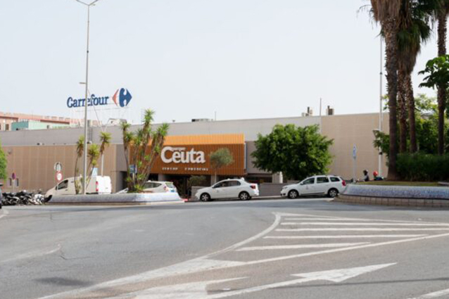 parada-taxi-centro-comercial-parque-ceuta