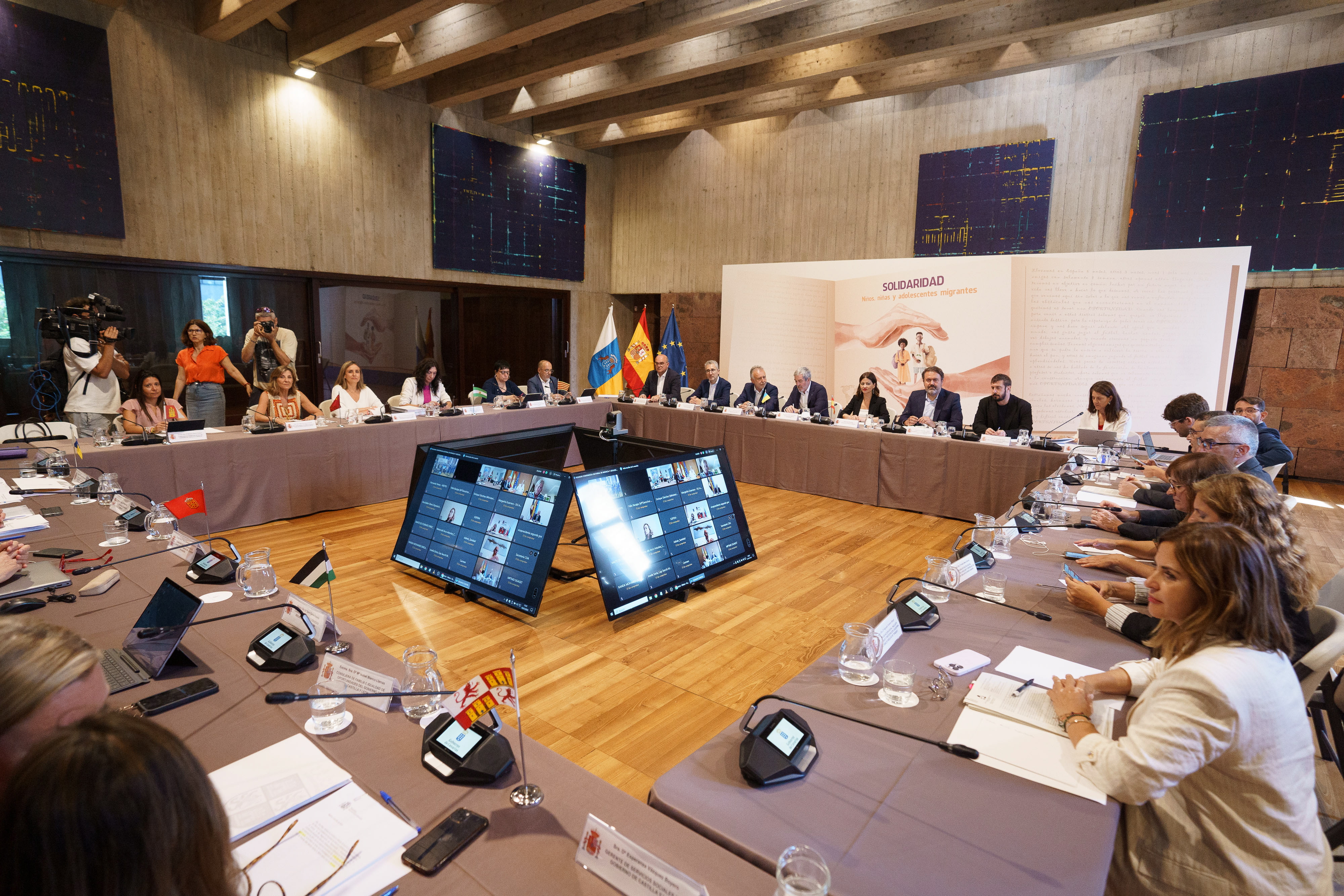 sectorial-menores-extranjero