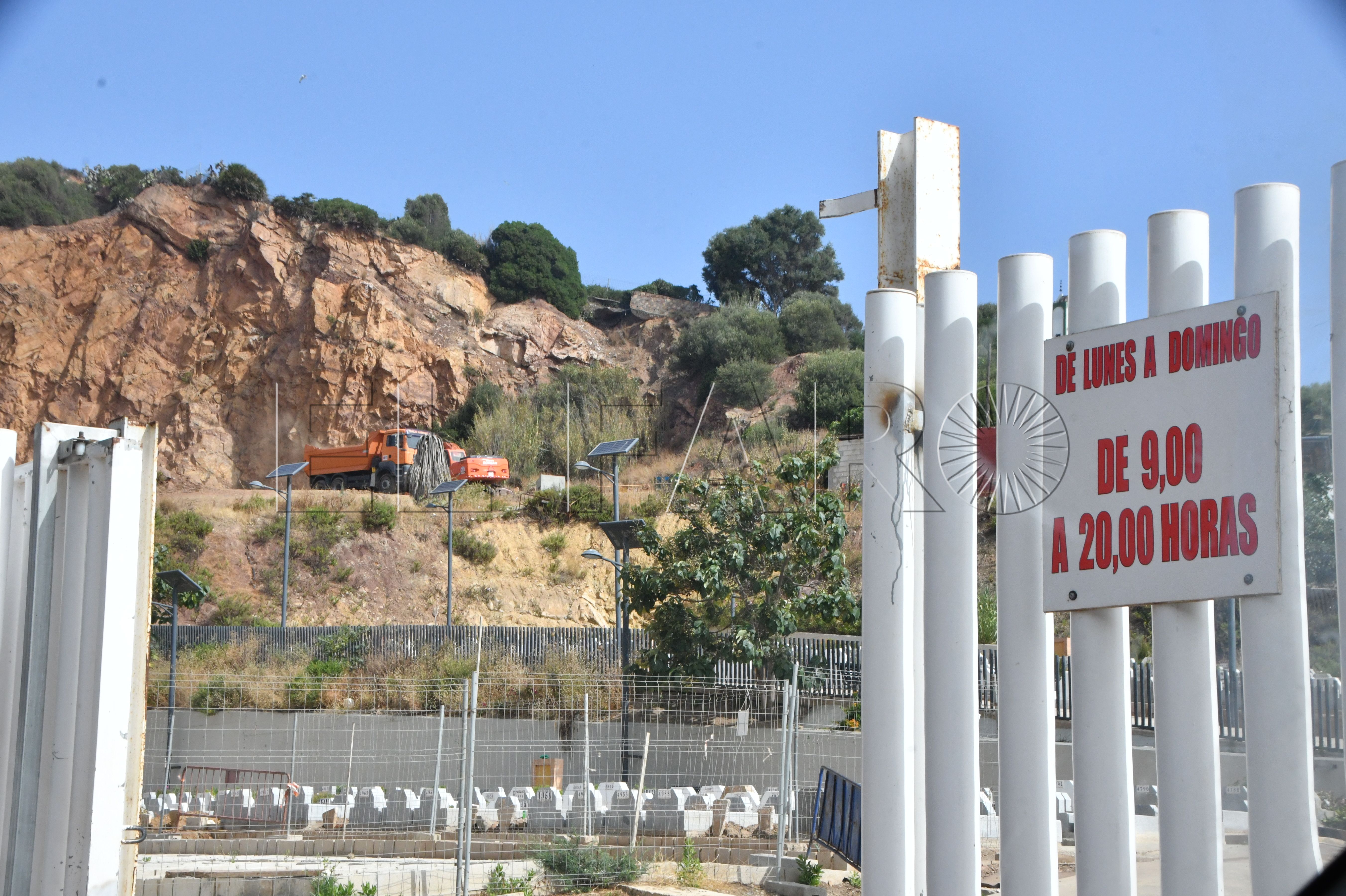 segunda-fase-obras-ampliacion-cementerio-sidi-embarek-12
