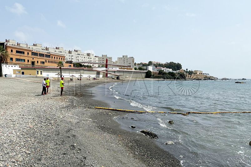 acemsa-revisa-playa-almadraba-aviso-vertido