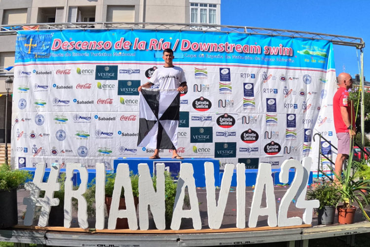 antonio-chaves-campeon-junior-2-copa-espana-aguas-abiertas-descenso-ria-navia