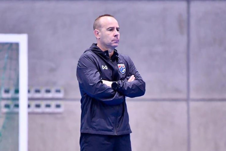 cesar-nuñez-entrenador-ua-ceuti-futbol-sala