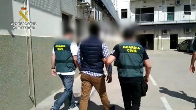 detenido-guardia-civil-estafa-hijo-apuros