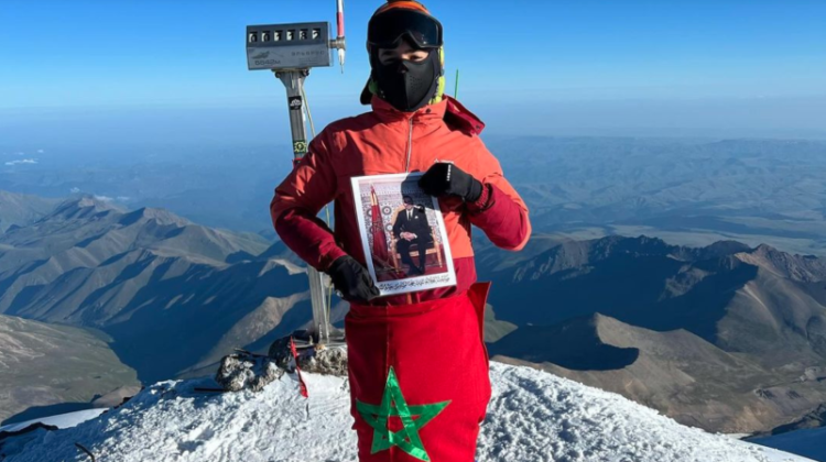 youssef-tazi-conquista-cima-monte-elbrus