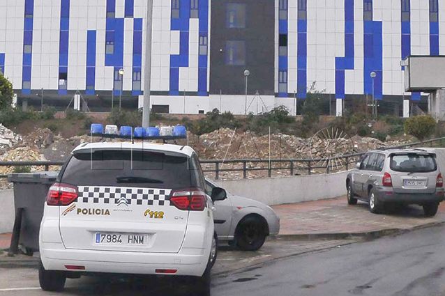 coche-policia-local-centro-menores-esperanza