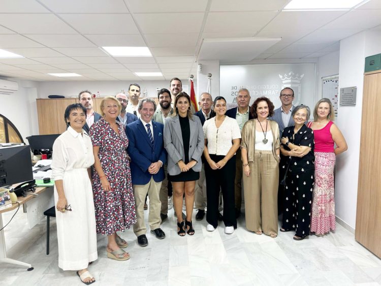 colegio-farmaceuticos-aecc-firman-acuerdo-prevenir-cancer-2