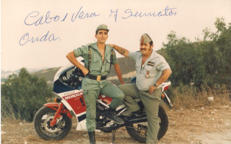 Vera en la Legión.