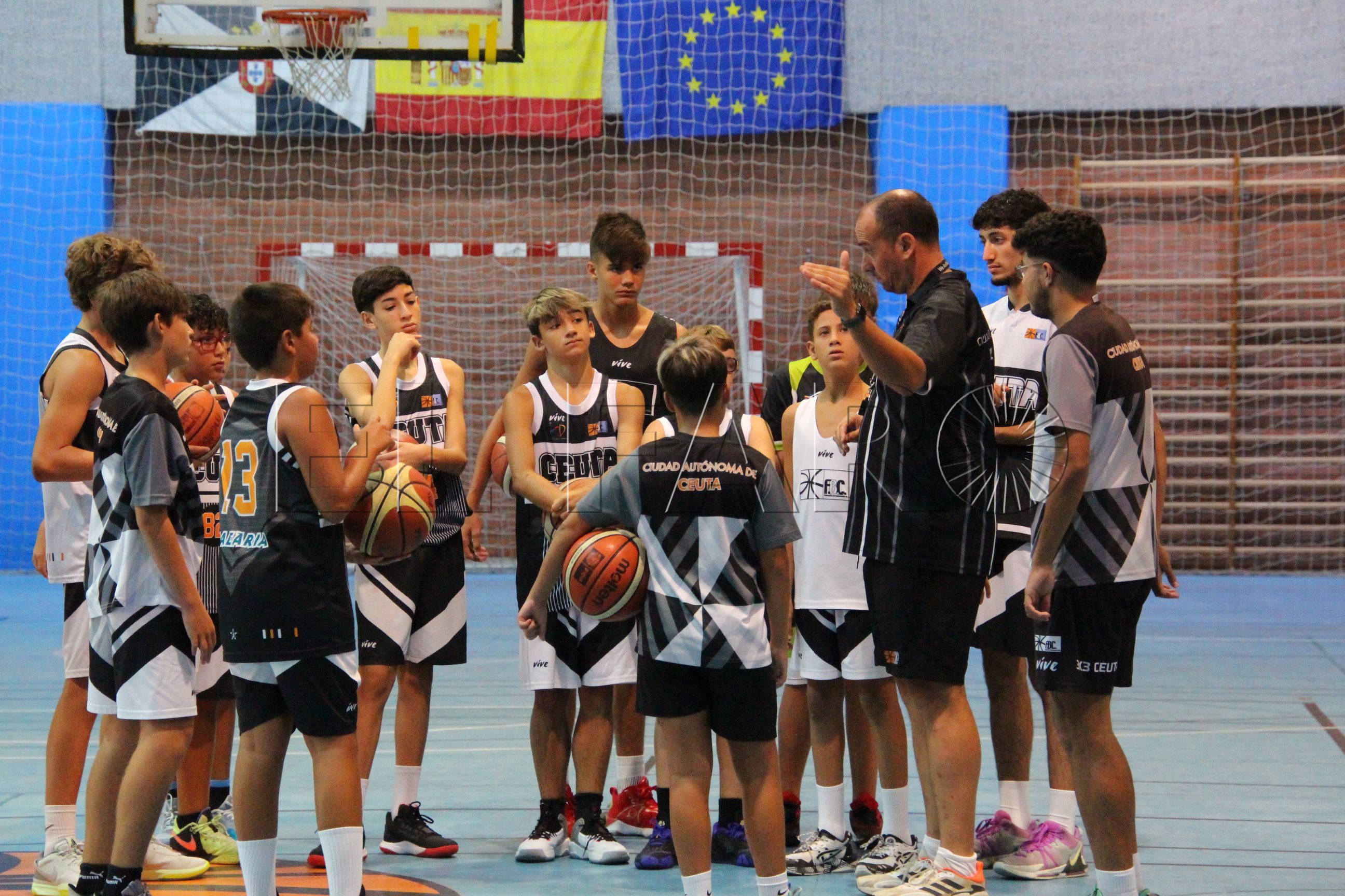 training-camp-baloncesto-pabellon-antonio-campoamor-15