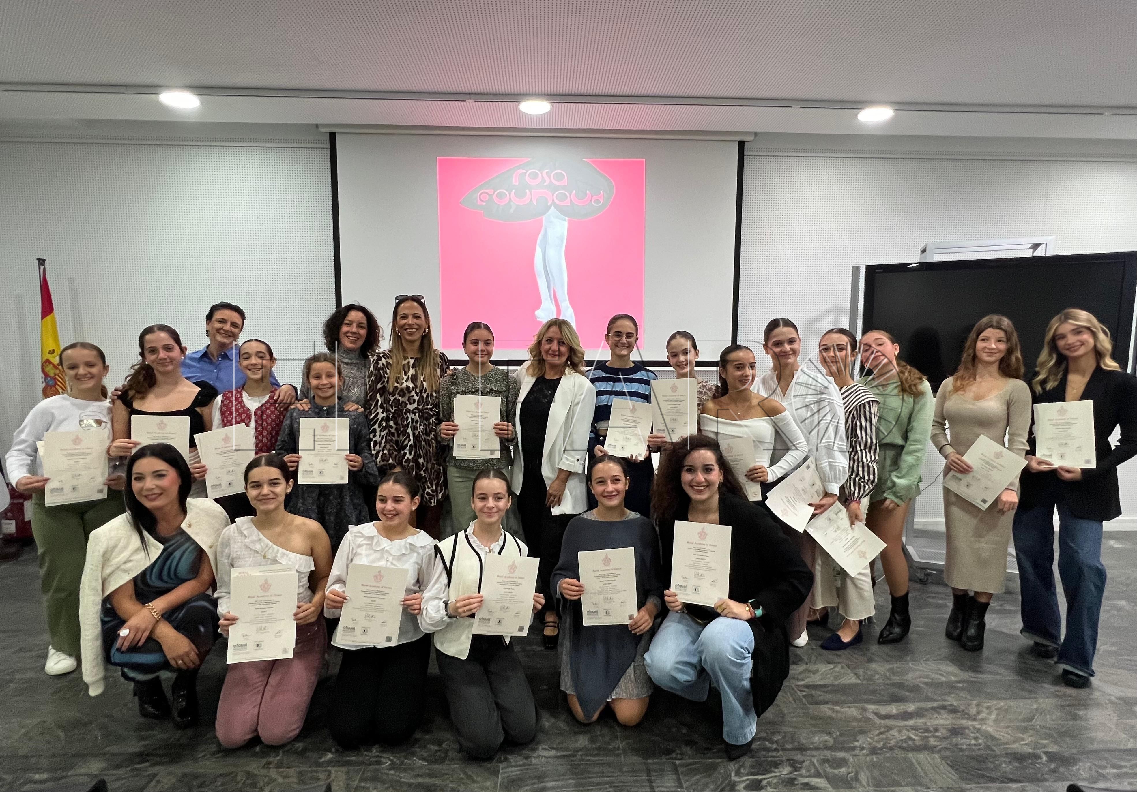 bailarinas-escuela-rosa-founaud-reconocidas-royal-academy-dance-22
