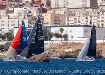 ceuta-marina-hercules-se-impone-interclubs-estrecho-vela-003