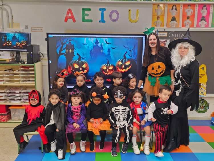 colegio-maestro-juan-morejon-celebran-fiesta-mochila-halloween-17