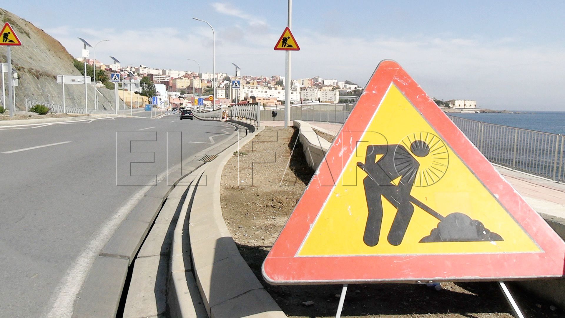 obras-carretera-n-352-frontera-rotonda-carriles-amplios-21