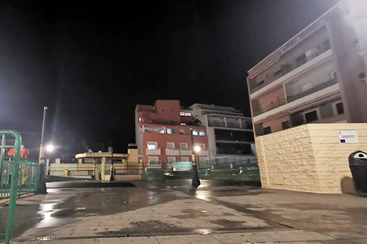 vecinos-plaza-azcarate-denuncian-falta-iluminacion-4