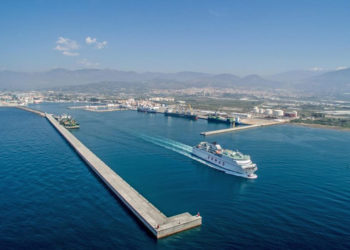 armas-trasmediterranea-fortalece-rutas-melilla-almeria-motril-adjudicacion