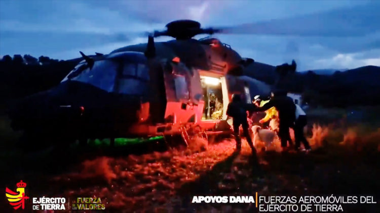 helicoptero-militar-nh-90-dana-valencia-5