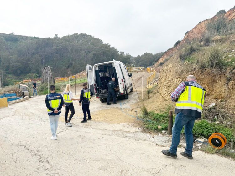 policia-explosiona-artefacto-sidi-embarek-005