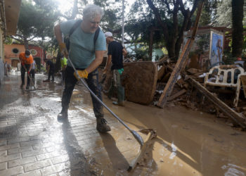 voluntarios-labores-limpieza-comunidad-valencia-dana