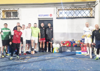 foso-ceuta-exitosa-recogida-alimentos-benoliel-2