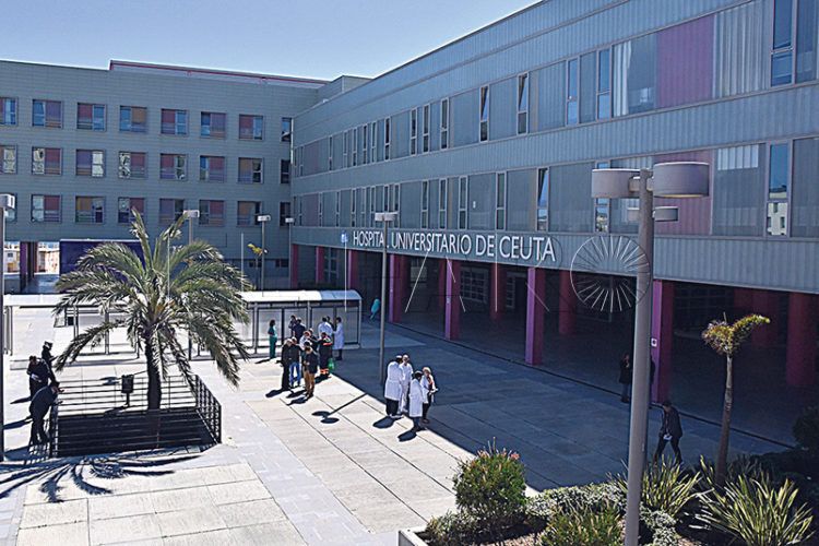 incentivos-ceuta-retener-sanitarios-siguen-espera
