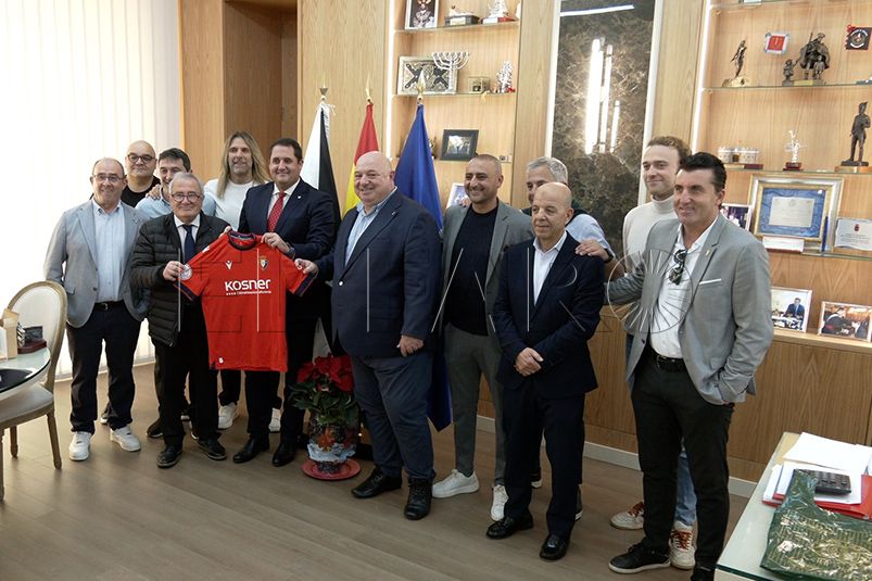 osasuna-visita-ayuntamiento-directiva-ceuta