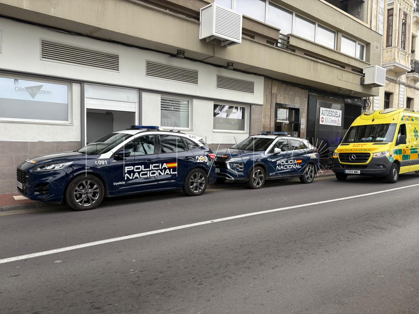 policia-nacional-ambulancia-marina-herido-bala-2