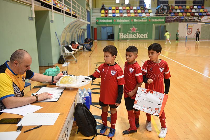 polillas-vuelve-mostrar-lado-solidario-navidad-futbol-1