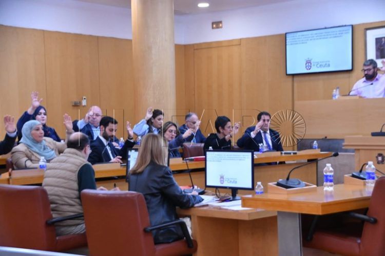 pp-psoe-mdyc-no-adscritos-respaldan-presupuestos-2025-026