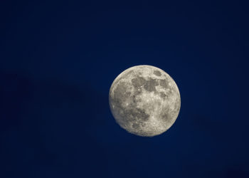 luna-llena-fria-lluvia-de-estrellas-geminidas