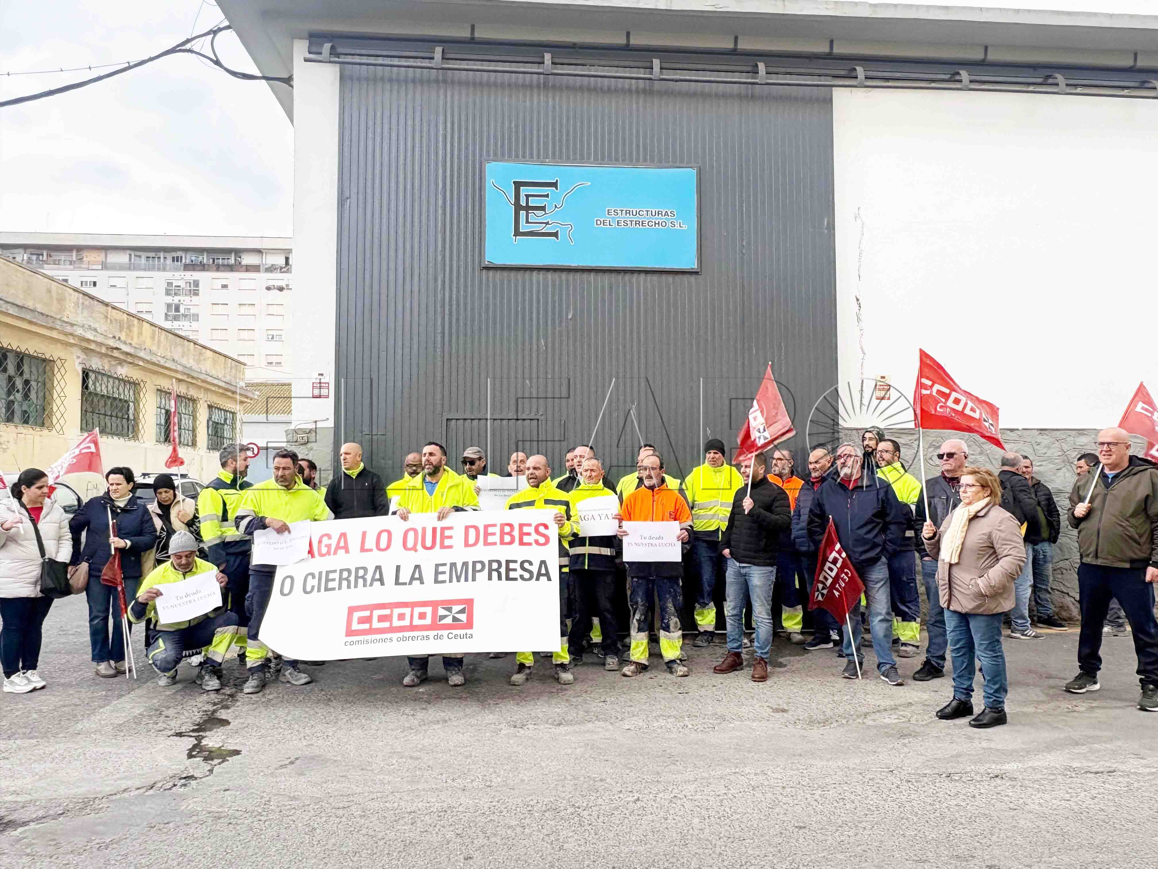 estructuras-estrecho-concentracion-trabajadores-impago